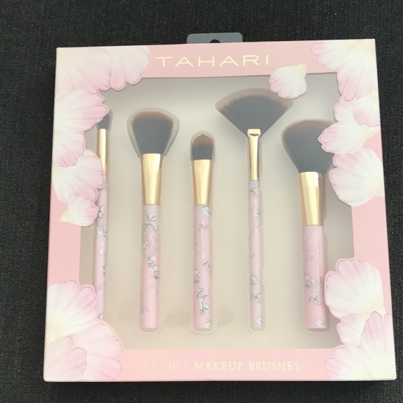TAHARI  SET OF 5 MAKEUP BRUSHES - Picture 2 of 7
